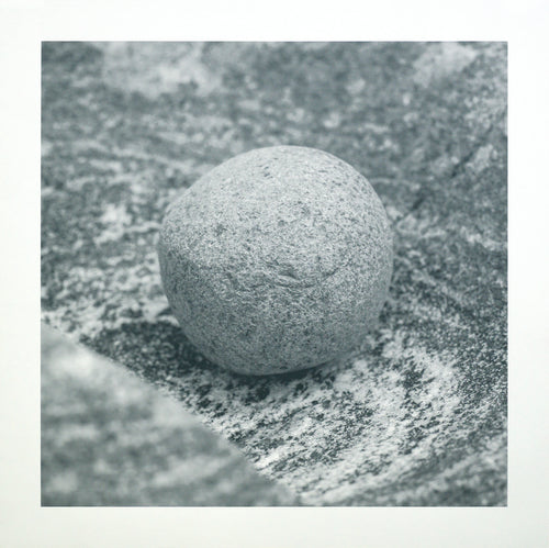 Hannah Imlach: Hand Stone